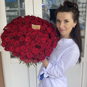 75 красных роз в Кропивницком фото