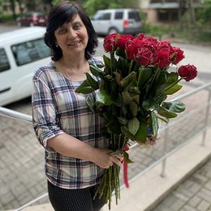 Фото товара 21 красная роза в Кропивницком